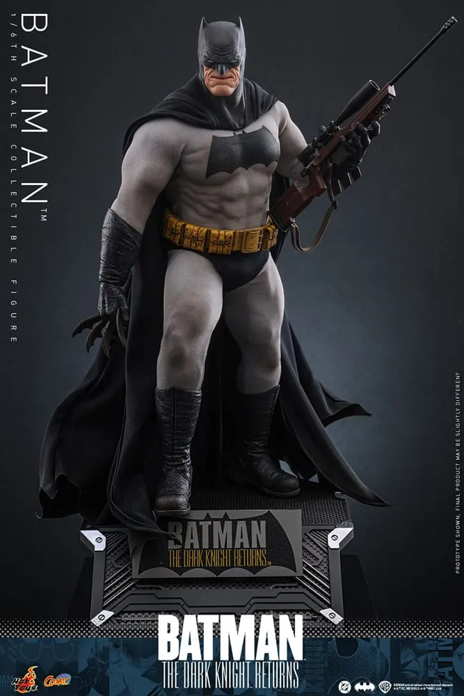 Batman: The Dark Knight Returns Comic Masterpiece Action Figure 1/6 Batman 32 Cm