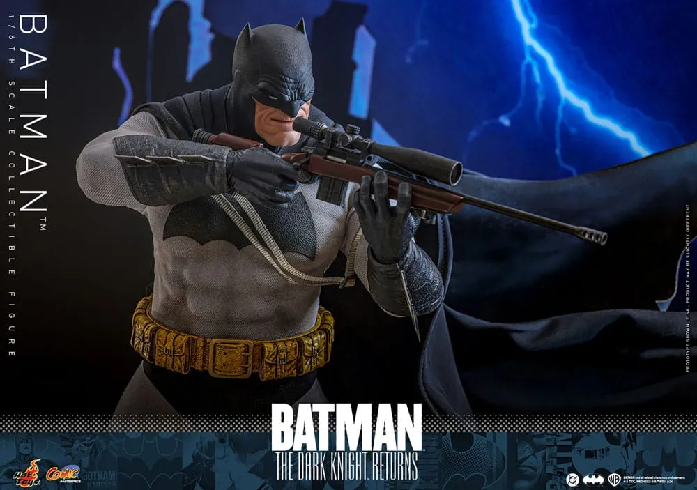 Batman: The Dark Knight Returns Comic Masterpiece Action Figure 1/6 Batman 32 Cm