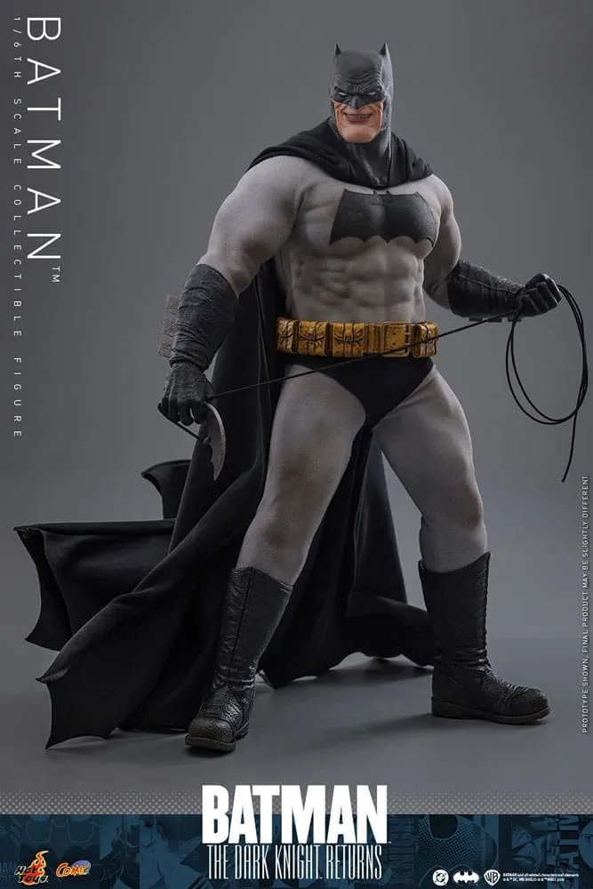 Batman: The Dark Knight Returns Comic Masterpiece Action Figure 1/6 Batman 32 Cm
