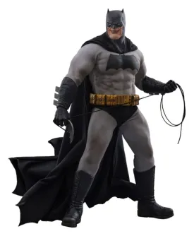 Hot Toys Batman: The Dark Knight Returns Comic Masterpiece Batman 1/6 Action Figure