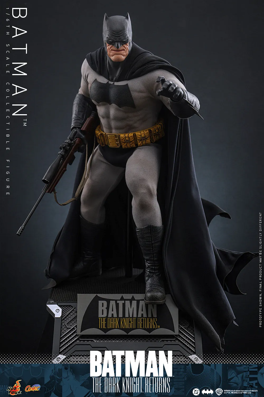 Pre-Order - Batman CMS024 The Dark Knight Returns 1/6th Scale Collectible Figure