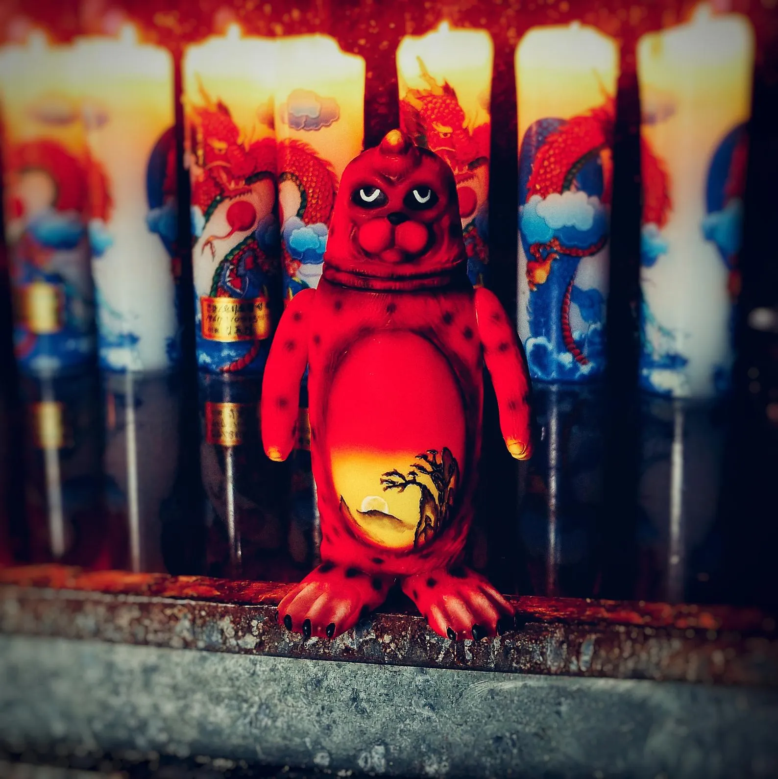 Sealmon Sofubi Folk Art Edition Vinyl Spray Colorway Designer Toy by Montoz Studio Korea