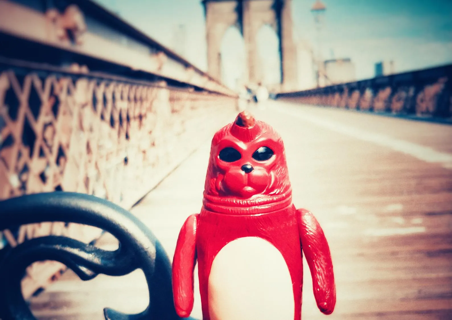 Sealmon Sofubi Red Edition Soft Vinyl Designer Art Toy by Montoz Studio Korea