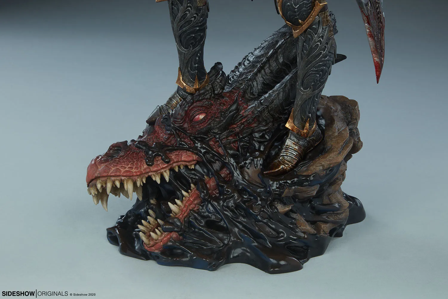 Sideshow Collectibles - Sideshow Originals Statue - Dragon Slayer: Warrior Forged in Flame