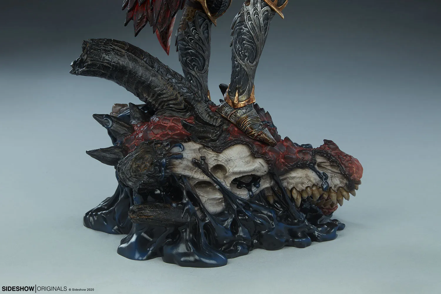 Sideshow Collectibles - Sideshow Originals Statue - Dragon Slayer: Warrior Forged in Flame